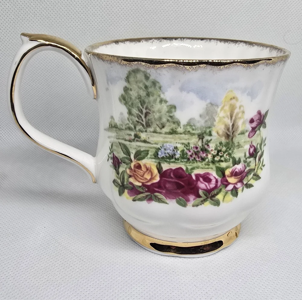 Floral Fine China Mug with Gold Accents - Picture 2 of 4